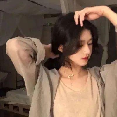 少女们向荒野进发